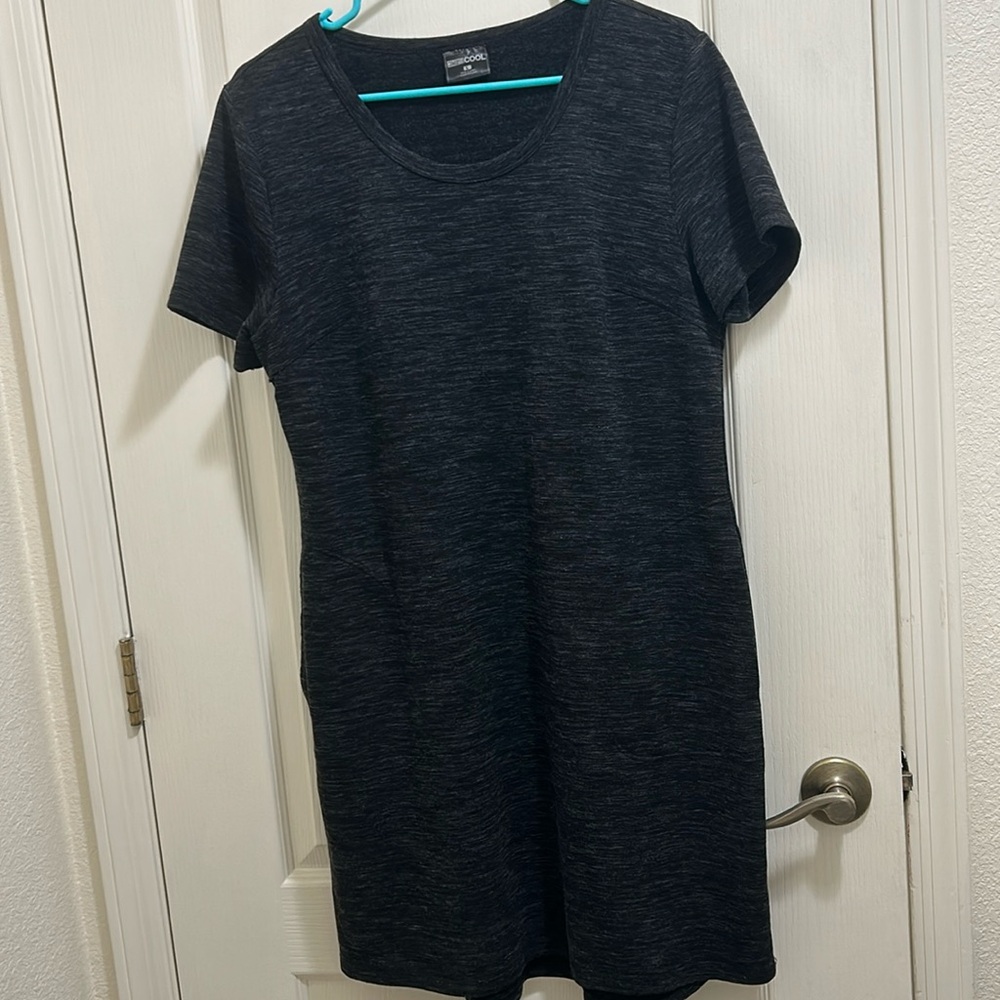 32 degree cool dress Sz Large